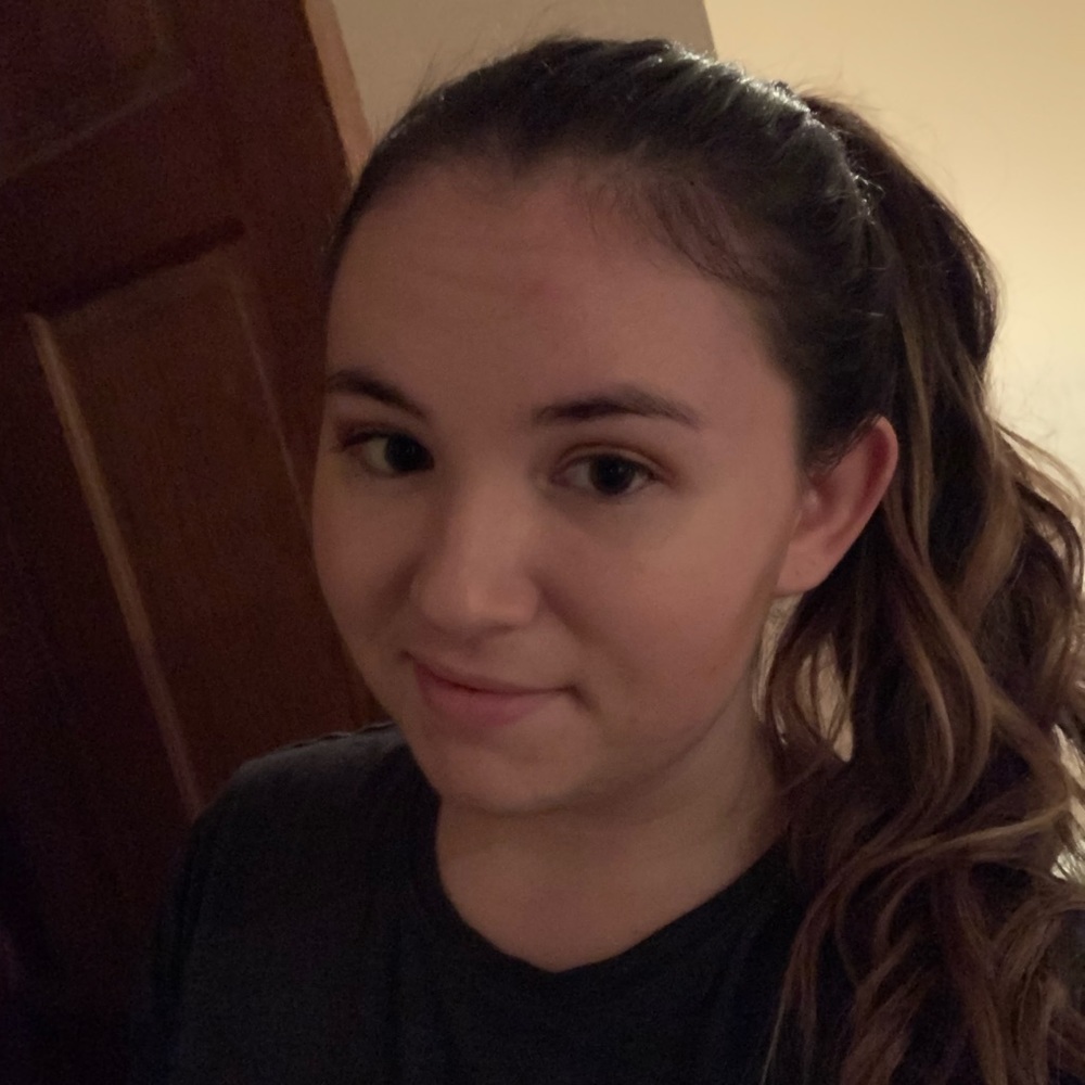 Meet your Posher, Courtney